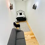 Center 3 Bedroom Flat Next To Avenida Liberdade 리스본