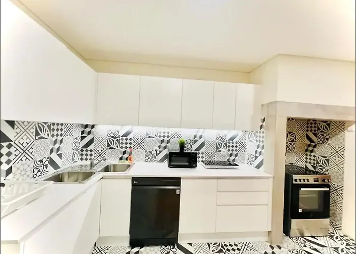 Center 3 Bedroom Flat Next To Avenida Liberdade Διαμέρισμα Lisboa