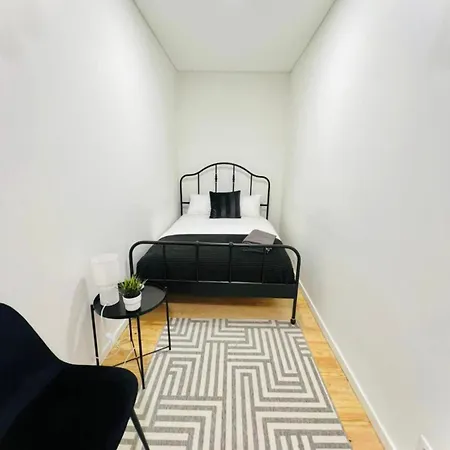 Apartment Center 3 Bedroom Flat Next To Avenida Liberdade Lissabon